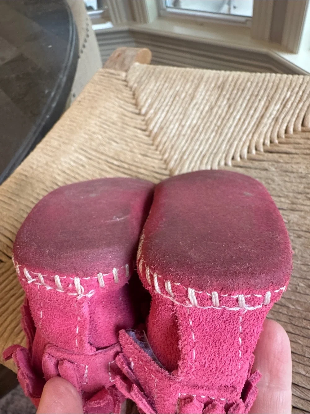 Minnetonka Kids Suede Fringe Moccasins - Pink